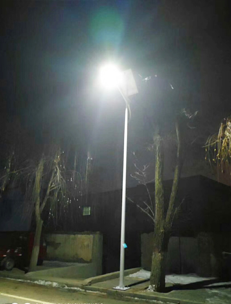 积石山县萨迦太阳能路灯项目