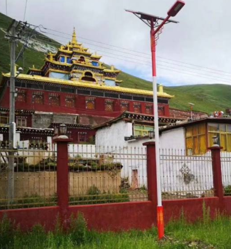 1742829153799613.png 复兴号led路灯.png