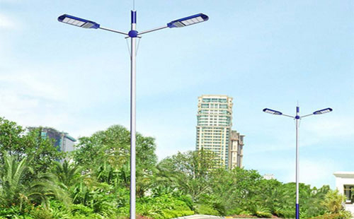 萨迦太阳能路灯地脚螺栓规格：防止倾倒的关键